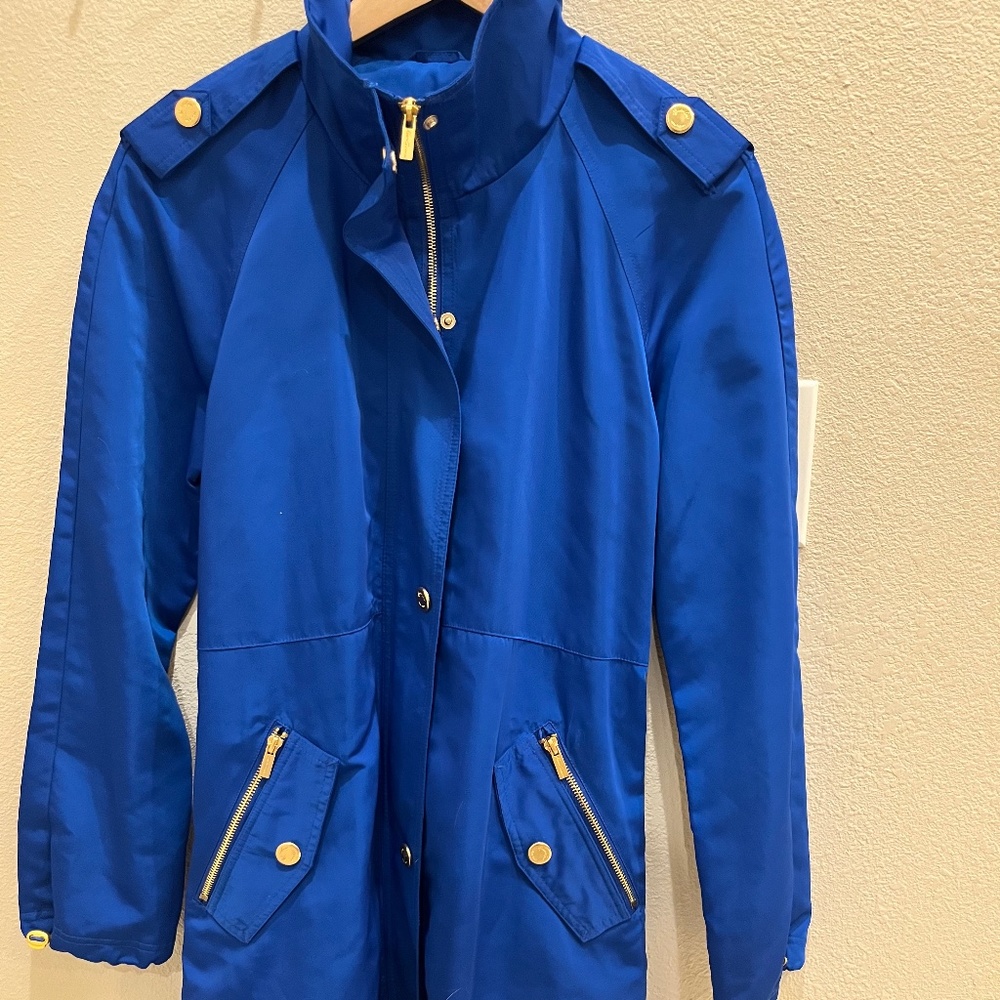 Kenneth Cole Belted Trench coat